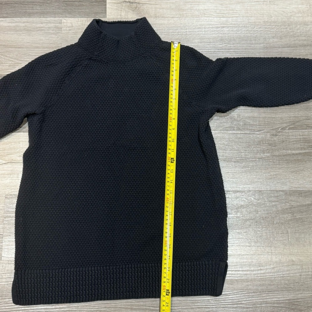 Cozy Lands’ End Black Turtleneck Sweater - Petite Medium - Picture 8 of 11